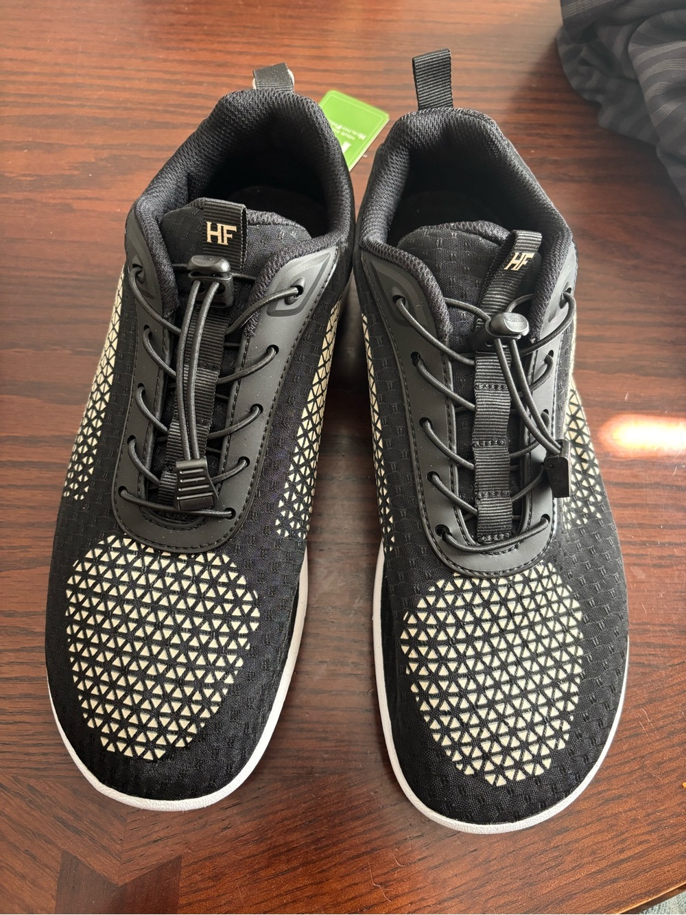 Hike Footwear NWT Size 11 Barefoot Shoes